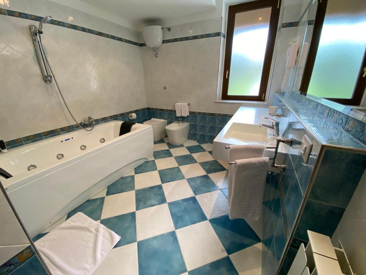 Il Villino Agriturismo B&B Belforte del Chienti Kültér fotó