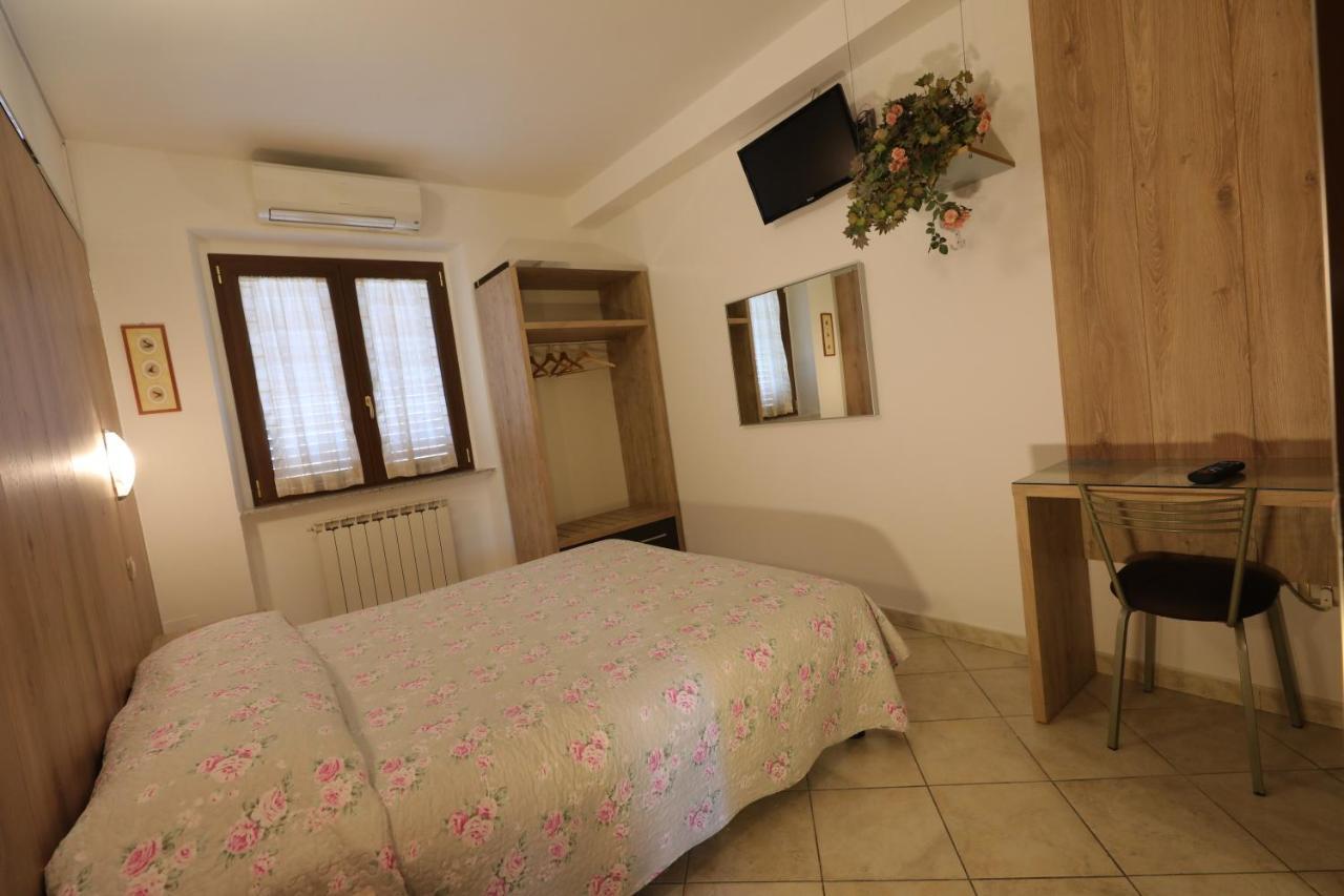 Il Villino Agriturismo B&B Belforte del Chienti Kültér fotó